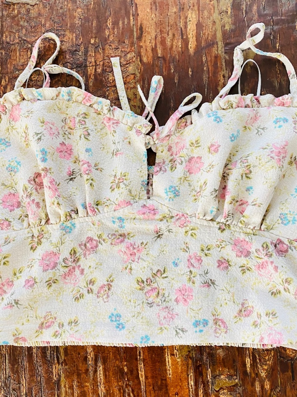 Love Tree floral crop top